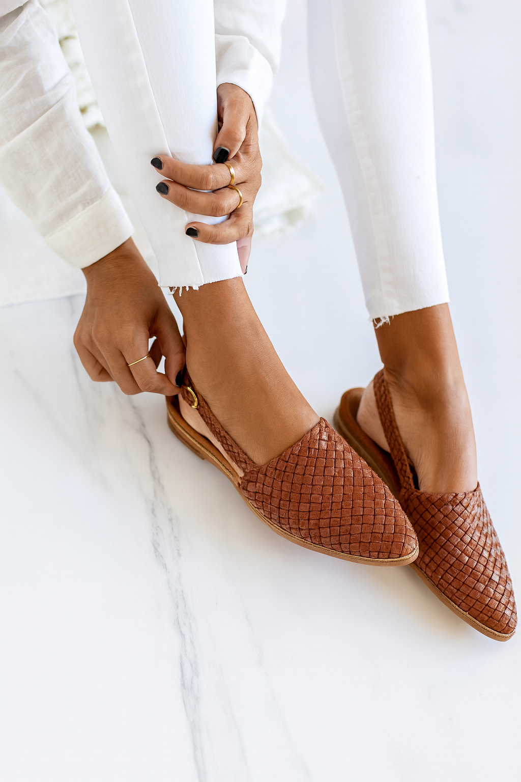 NALA | Sandalias trenzadas de temporada
